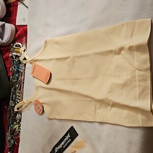 NWT Shpermint Scoop neck Cami size Small
